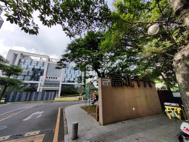 湖北按压式塑料瓶盖价格