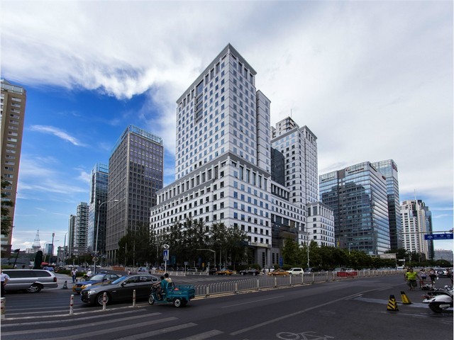 海南蝶形下拉链头工厂