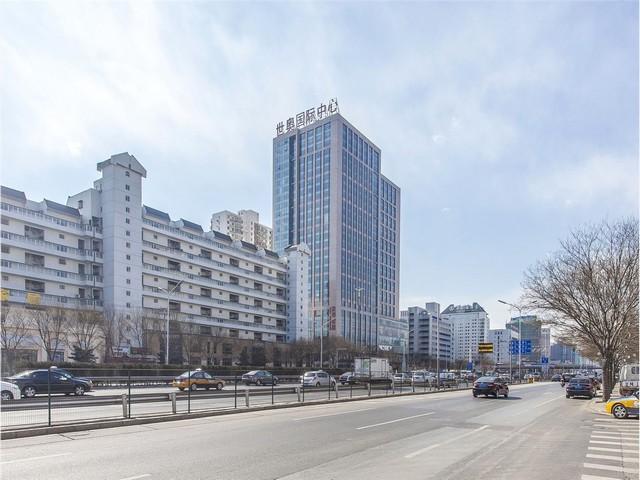 广东自动化养鸡设备图片